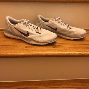 Nike Training Flex Supreme TR5 tennis shoes